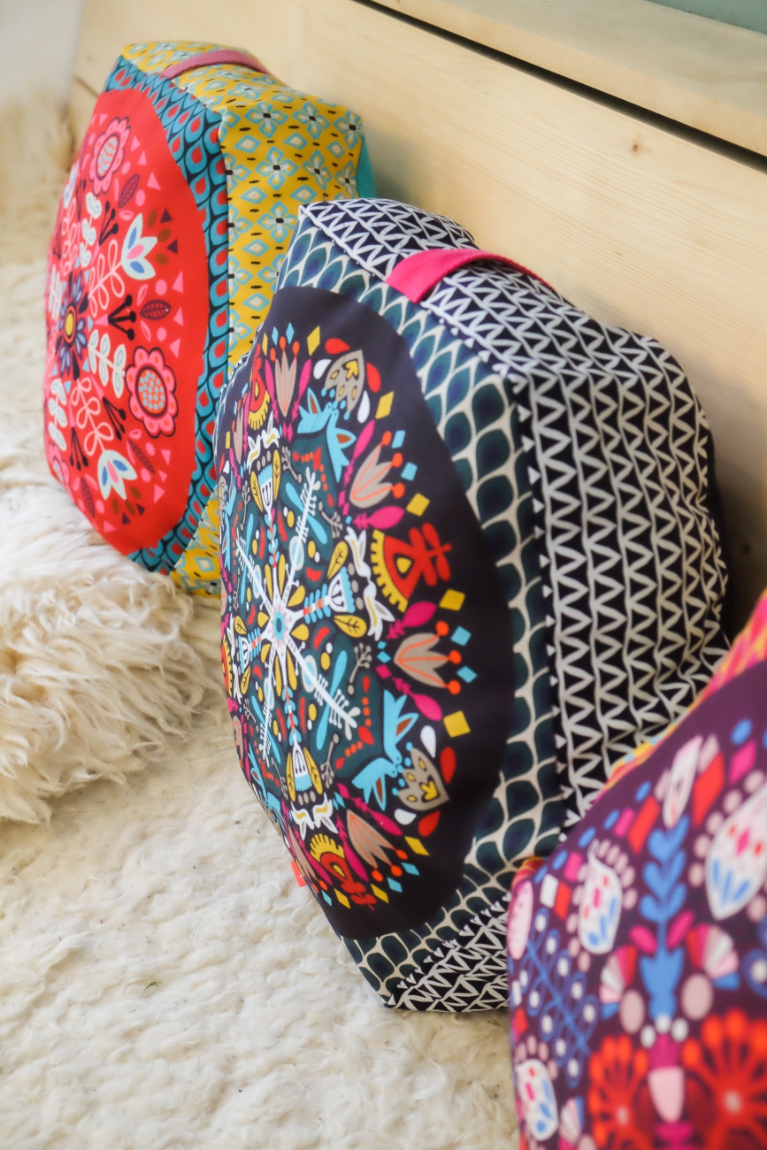 Canvas Swafing -  Pillow Party 2023 - Bunt/Schwarz - by Jolijou - Panel